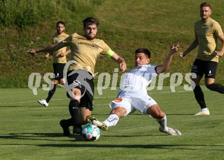 Fussball. Freundschaftsspiel. Koettmannsdorf gegen Austria Klagenfurt.   Stephan Borovnik (Koettmannsdorf),  Darijo Pecirep (Klagenfurt). Klagenfurt, am 28.6.2021.
Foto: Kuess
www.qspictures.net
---
pressefotos, pressefotografie, kuess, qs, qspictures, sport, bild, bilder, bilddatenbank