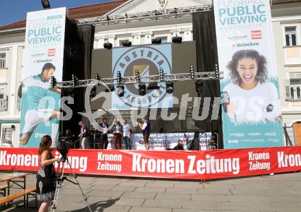 Fussball. Bundesliga. Austria Klagenfurt. Aufstiegsfeier, Mannschaftspraesentation . Klagenfurt, am 10.7.2021.
Foto: Kuess
www.qspictures.net
---
pressefotos, pressefotografie, kuess, qs, qspictures, sport, bild, bilder, bilddatenbank