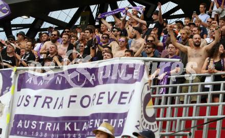 Fussball. Bundesliga. SK Austria Klagenfurt gegen WAC.  Fans (Klagenfurt). Klagenfurt, am 25.7.2021.
Foto: Kuess
www.qspictures.net
---
pressefotos, pressefotografie, kuess, qs, qspictures, sport, bild, bilder, bilddatenbank