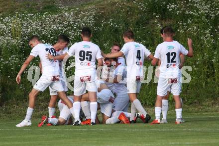 Fussball Kaerntner Liga. Maria Saal gegen Kraig. Torjubel (Maria Saal). Maria Saal, am 24.7.2021.
Foto: Kuess
---
pressefotos, pressefotografie, kuess, qs, qspictures, sport, bild, bilder, bilddatenbank