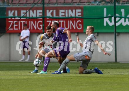 Fussball. Bundesliga. SK Austria Klagenfurt gegen WAC.  Markus Pink,  (Klagenfurt), Jonathan Scherzer, Luka Lochosvili (WAC). Klagenfurt, am 25.7.2021.
Foto: Kuess
www.qspictures.net
---
pressefotos, pressefotografie, kuess, qs, qspictures, sport, bild, bilder, bilddatenbank