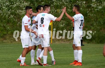 Fussball Kaerntner Liga. Maria Saal gegen Kraig. Torjubel Filip Skerl,  Marco Mueller, Jaka Prebil  (Maria Saal). Maria Saal, am 24.7.2021.
Foto: Kuess
---
pressefotos, pressefotografie, kuess, qs, qspictures, sport, bild, bilder, bilddatenbank