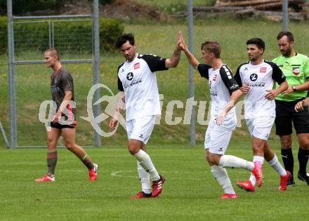 Fussball 1. Klasse B. Kleinkirchheim gegen Velden. Torjubel  Roland Putsche
 (Velden). Kleinkirchheim, am 25.7.2021.
Foto: Kuess
---
pressefotos, pressefotografie, kuess, qs, qspictures, sport, bild, bilder, bilddatenbank