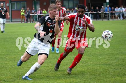 Fussball. Karntner Liga. Gmuend gegen KAC 1909. Domenik Steiner(Gmuend),  Sandro Jose Da Silva (KAC). Gmuend, 31.7.2021.
Foto: Kuess
---
pressefotos, pressefotografie, kuess, qs, qspictures, sport, bild, bilder, bilddatenbank