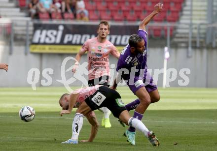 Fussball. Bundesliga. SK Austria Klagenfurt gegen TSV Hartberg.   Markus Pink,  (Klagenfurt), Juergen Heil (Hartberg). Klagenfurt, am 7.8.2021.
Foto: Kuess
www.qspictures.net
---
pressefotos, pressefotografie, kuess, qs, qspictures, sport, bild, bilder, bilddatenbank