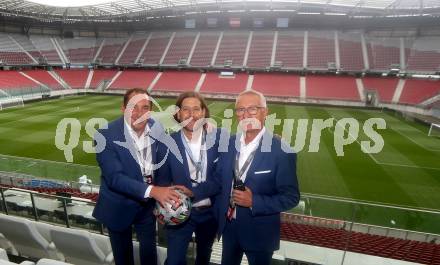 Fussball. Testspiel. Real Madrid gegen AC Milan. Markus Paheiner, Marko Loibnegger, Gerhard Stary. Klagenfurt Woerthersee Stadion, am 8.8.2021.
Foto: Kuess
www.qspictures.net
---
pressefotos, pressefotografie, kuess, qs, qspictures, sport, bild, bilder, bilddatenbank