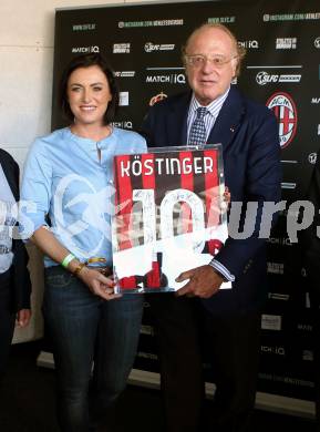 Fussball. Testspiel. Real Madrid gegen AC Milan.  Elisabeth Koestinger,  Praesident AC Milan Paolo Scaroni. Klagenfurt Woerthersee Stadion, am 8.8.2021.
Foto: Kuess
www.qspictures.net
---
pressefotos, pressefotografie, kuess, qs, qspictures, sport, bild, bilder, bilddatenbank