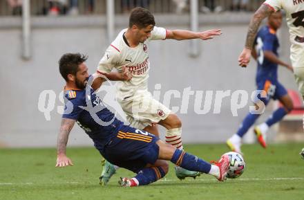 Fussball. Testspiel. Real Madrid gegen AC Milan. Francisco Roman Alarcon Suarez, (Real Madrid), Diaz Brahim  (AC Milan). Klagenfurt Woerthersee Stadion, am 8.8.2021.
Foto: Kuess
www.qspictures.net
---
pressefotos, pressefotografie, kuess, qs, qspictures, sport, bild, bilder, bilddatenbank