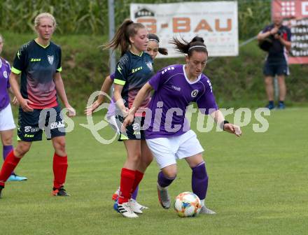 Frauenfussball. Kaerntner Frauen Liga. SK Austria Klagenfurt gegen SG ATUS Ferlach/DSG Ferlach.  Anja Veratschnig  (Klagenfurt), Fabienne Pirker (SG ATUS Ferlach/DSG Ferlach). Koettmannsdorf, am 8.8.2021.
Foto: Kuess
www.qspictures.net
---
pressefotos, pressefotografie, kuess, qs, qspictures, sport, bild, bilder, bilddatenbank