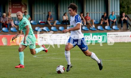 Fussball. Regionallliga. Treibach gegen ATSV Stadl-Paura. Davor Ponjavic  (Treibach), Dejan Strnisa (ATSV Stadl-Paura). Treibach, am 10.8.2021.
Foto: Kuess
www.qspictures.net
---
pressefotos, pressefotografie, kuess, qs, qspictures, sport, bild, bilder, bilddatenbank