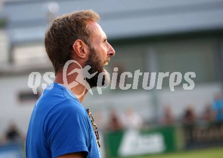 Fussball Kaerntner Liga. Bleiburg gegen St. Michael/Bl..  Trainer Florian Oberrisser  (St. Michael/Bl.). Bleiburg, am 14.8.2021.
Foto: Kuess
---
pressefotos, pressefotografie, kuess, qs, qspictures, sport, bild, bilder, bilddatenbank