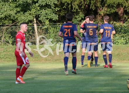 Fussball. Kaerntner Liga. ATUS Ferlach gegen Kraig. Torjubel (Kraig). Ferlach, am 21.8.2021.
Foto: Kuess
www.qspictures.net
---
pressefotos, pressefotografie, kuess, qs, qspictures, sport, bild, bilder, bilddatenbank