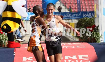 Kaernten laeuft. Ronald Ngigi Kariuki, Felix Geieregger. Velden, am 22.8.2021.
Foto: Kuess
---
pressefotos, pressefotografie, kuess, qs, qspictures, sport, bild, bilder, bilddatenbank