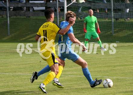 Fussball. Unterliga West. Lind gegen VSV.  Peter Rainer (Lind),  Saso Kovacevic (VSV). Lind, am 21.8.2021.
Foto: Kuess
www.qspictures.net
---
pressefotos, pressefotografie, kuess, qs, qspictures, sport, bild, bilder, bilddatenbank