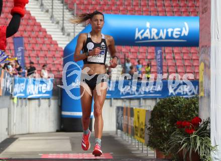 Kaernten laeuft. Eva Wutti. Velden, am 22.8.2021.
Foto: Kuess
---
pressefotos, pressefotografie, kuess, qs, qspictures, sport, bild, bilder, bilddatenbank