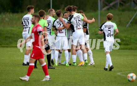 Fussball Kaerntner Liga. St. Andrae/WAC Juniors gegen Feldkirchen. Torjubel (Feldkirchen). St. Andrae, am 27.8.2021.
Foto: Kuess
---
pressefotos, pressefotografie, kuess, qs, qspictures, sport, bild, bilder, bilddatenbank