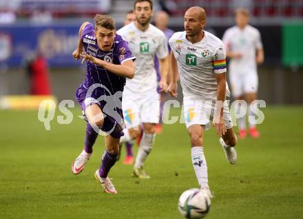 Fussball. Bundesliga. SK Austria Klagenfurt gegen WSG Tirol. Tim Maciejewski   (Klagenfurt), Fabian Koch (Tirol). Klagenfurt, am 28.8.2021.
Foto: Kuess
www.qspictures.net
---
pressefotos, pressefotografie, kuess, qs, qspictures, sport, bild, bilder, bilddatenbank