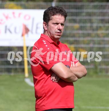 Fussball. 1. KLasse B. Maria Gail gegen Rothenthurn. Trainer  Marjan Florjancic  (Rothenthurn). Maria Gail, am 29.8.2021.
Foto: Kuess
---
pressefotos, pressefotografie, kuess, qs, qspictures, sport, bild, bilder, bilddatenbank