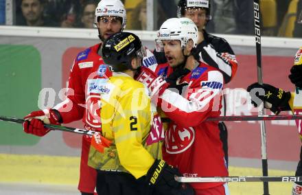 EBEL. Eishockey Bundesliga. KAC gegen	spusu Vienna Capitals. Manuel Ganahl,  (KAC), Lukas Piff  (Vienna Capitals). Klagenfurt, am 17.9.2021.
Foto: Kuess
www.qspictures.net

---
pressefotos, pressefotografie, kuess, qs, qspictures, sport, bild, bilder, bilddatenbank