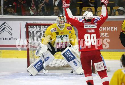 EBEL. Eishockey Bundesliga. KAC gegen	spusu Vienna Capitals. Torjubel Matthew Fraser,  (KAC), David Kickert  (Vienna Capitals). Klagenfurt, am 17.9.2021.
Foto: Kuess
www.qspictures.net

---
pressefotos, pressefotografie, kuess, qs, qspictures, sport, bild, bilder, bilddatenbank