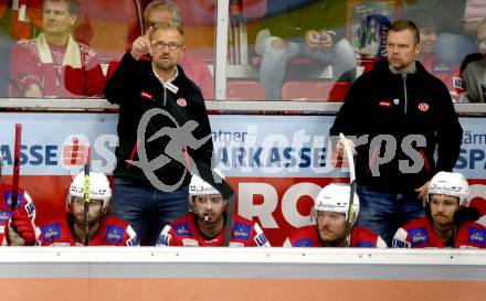 EBEL. Eishockey Bundesliga. KAC gegen	HC TIWAG Innsbruck. Trainer Petri Matikainen, Co-Trainer Juha Vuori (KAC). Klagenfurt, am 18.9.2021.
Foto: Kuess
www.qspictures.net

---
pressefotos, pressefotografie, kuess, qs, qspictures, sport, bild, bilder, bilddatenbank