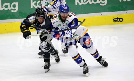 EBEL. Eishockey Bundesliga. VSV gegen HC Pustertal Woelfe. Chris Collins,  (VSV),  Tommaso Traversa  (Pustertal). Villach, am 24.9.2021.
Foto: Kuess
www.qspictures.net
---
pressefotos, pressefotografie, kuess, qs, qspictures, sport, bild, bilder, bilddatenbank