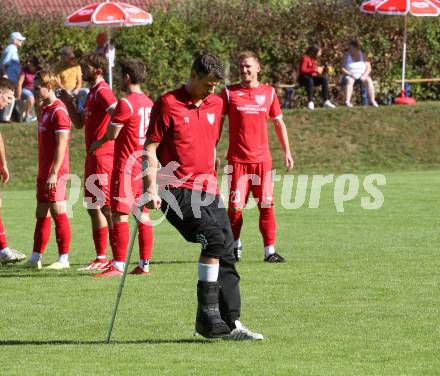 Fussball. Kaerntner Liga. Ferlach Atus gegen St. Michael/Bl..  Trainer Mario Verdel  (Ferlach). Ferlach, am 25.9.2021.
Foto: Kuess
www.qspictures.net
---
pressefotos, pressefotografie, kuess, qs, qspictures, sport, bild, bilder, bilddatenbank