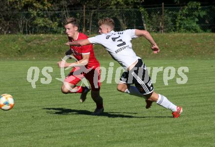 Fussball. Kaerntner Liga. Ferlach Atus gegen St. Michael/Bl.. Hannes Marcel Schwarz  (Ferlach), Sebastian Visotschnig  (St. Michael). Ferlach, am 25.9.2021.
Foto: Kuess
www.qspictures.net
---
pressefotos, pressefotografie, kuess, qs, qspictures, sport, bild, bilder, bilddatenbank