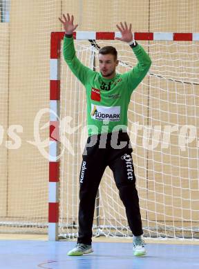 Handball. SC Kelag Ferlach gegen Sparkasse Schwaz Handball Tirol.   Florian Striessnig (Ferlach). Ferlach, am 25.9.2021. 
Foto: Kuess
---
pressefotos, pressefotografie, kuess, qs, qspictures, sport, bild, bilder, bilddatenbank