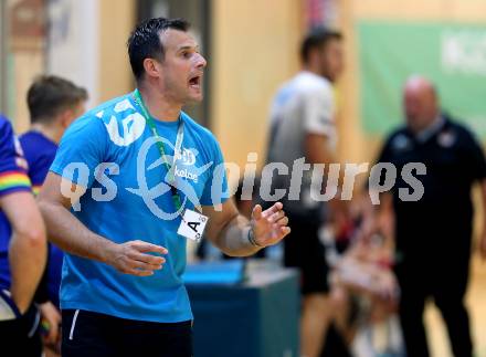 Handball. SC Kelag Ferlach gegen Sparkasse Schwaz Handball Tirol.   Trainer Miro Barisic (Ferlach). Ferlach, am 25.9.2021. 
Foto: Kuess
---
pressefotos, pressefotografie, kuess, qs, qspictures, sport, bild, bilder, bilddatenbank