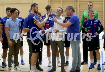 Handball. SC Kelag Ferlach gegen Sparkasse Schwaz Handball Tirol.   Verabschiedung Izudin Mujanovic. Ferlach, am 25.9.2021. 
Foto: Kuess
---
pressefotos, pressefotografie, kuess, qs, qspictures, sport, bild, bilder, bilddatenbank