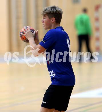 Handball. SC Kelag Ferlach gegen Sparkasse Schwaz Handball Tirol.   Nico Sager (Ferlach). Ferlach, am 25.9.2021. 
Foto: Kuess
---
pressefotos, pressefotografie, kuess, qs, qspictures, sport, bild, bilder, bilddatenbank