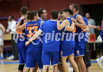 Basketball Austria Cup 2021/2022.  Woerthersee Piraten gegen BBU Salzburg.  Jubel (BBU Salzburg). Klagenfurt, am 2.10.2021.
Foto: Kuess
www.qspictures.net

---
pressefotos, pressefotografie, kuess, qs, qspictures, sport, bild, bilder, bilddatenbank