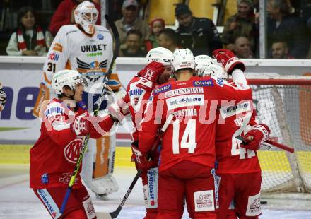 EBEL. Eishockey Bundesliga. KAC gegen	Black Wings Linz. Torjubel Manuel Ganahl, Clemens Unterweger, Nicholas Eric Petersen, Rok Ticar (KAC). Klagenfurt, am 8.10.2021.
Foto: Kuess
www.qspictures.net

---
pressefotos, pressefotografie, kuess, qs, qspictures, sport, bild, bilder, bilddatenbank