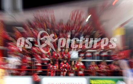 EBEL. Eishockey Bundesliga. KAC gegen	Black Wings Linz. Fans (KAC). Klagenfurt, am 8.10.2021.
Foto: Kuess
www.qspictures.net

---
pressefotos, pressefotografie, kuess, qs, qspictures, sport, bild, bilder, bilddatenbank