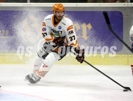 EBEL. Eishockey Bundesliga. KAC gegen	Black Wings Linz. Andreas Kristler  (Linz). Klagenfurt, am 8.10.2021.
Foto: Kuess
www.qspictures.net

---
pressefotos, pressefotografie, kuess, qs, qspictures, sport, bild, bilder, bilddatenbank