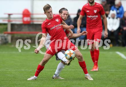 Fussball. Kaerntner Liga. Ferlach Atus gegen Dellach/Gail.  Hannes Marcel Schwarz (Ferlach), Maximilian Wastian   (Dellach). Ferlach, am 9.10.2021.
Foto: Kuess
www.qspictures.net
---
pressefotos, pressefotografie, kuess, qs, qspictures, sport, bild, bilder, bilddatenbank