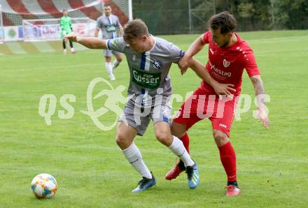 Fussball. Kaerntner Liga. Ferlach Atus gegen Dellach/Gail.  Martin Sustersic (Ferlach),  Silvio Mandl (Dellach). Ferlach, am 9.10.2021.
Foto: Kuess
www.qspictures.net
---
pressefotos, pressefotografie, kuess, qs, qspictures, sport, bild, bilder, bilddatenbank