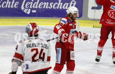 EBEL. Eishockey Bundesliga. KAC gegen	iClinic Bratislava Capitals. Torjubel Johannes Bischofberger (KAC). Klagenfurt, am 15.10.2021.
Foto: Kuess
www.qspictures.net

---
pressefotos, pressefotografie, kuess, qs, qspictures, sport, bild, bilder, bilddatenbank