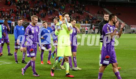 Fussball. Bundesliga. SK Austria Klagenfurt gegen  SK Rapid. Jubel   (Klagenfurt). Klagenfurt, am 16.10.2021.
Foto: Kuess
www.qspictures.net
---
pressefotos, pressefotografie, kuess, qs, qspictures, sport, bild, bilder, bilddatenbank