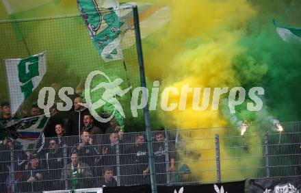 Fussball. Bundesliga. SK Austria Klagenfurt gegen  SK Rapid.  Fans (SK Rapid). Klagenfurt, am 16.10.2021.
Foto: Kuess
www.qspictures.net
---
pressefotos, pressefotografie, kuess, qs, qspictures, sport, bild, bilder, bilddatenbank