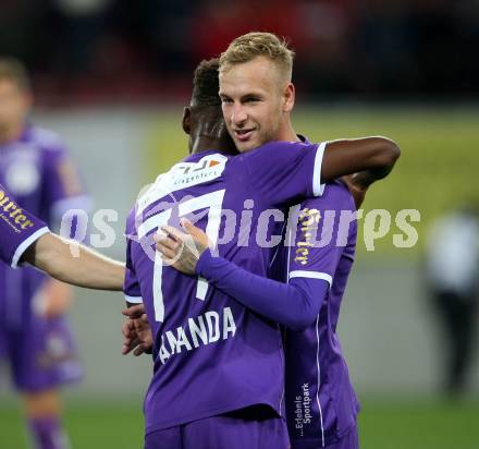 Fussball. Bundesliga. SK Austria Klagenfurt gegen  SK Rapid.  Jubel Gloire Amanda, Florian Jaritz (Klagenfurt). Klagenfurt, am 16.10.2021.
Foto: Kuess
www.qspictures.net
---
pressefotos, pressefotografie, kuess, qs, qspictures, sport, bild, bilder, bilddatenbank