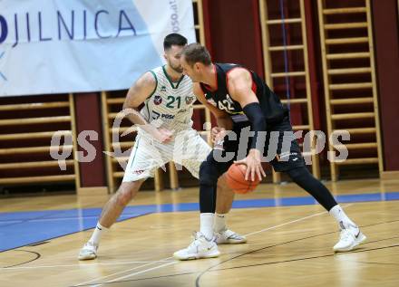 Basketball Zweite Liga 2021/2022. Grunddurchgang 2. Runde.  KOS Celovec gegen Mattersburg Rocks. Marin Sliskovic (KOS), Fuad Memcic (Mattersburg). Klagenfurt, am 16.10.2021.
Foto: Kuess
www.qspictures.net
---
pressefotos, pressefotografie, kuess, qs, qspictures, sport, bild, bilder, bilddatenbank