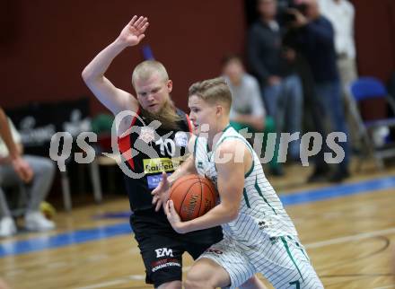 Basketball Zweite Liga 2021/2022. Grunddurchgang 2. Runde.  KOS Celovec gegen Mattersburg Rocks.  Valentin Pasterk (KOS), Claudio Vancura  (Mattersburg). Klagenfurt, am 16.10.2021.
Foto: Kuess
www.qspictures.net
---
pressefotos, pressefotografie, kuess, qs, qspictures, sport, bild, bilder, bilddatenbank