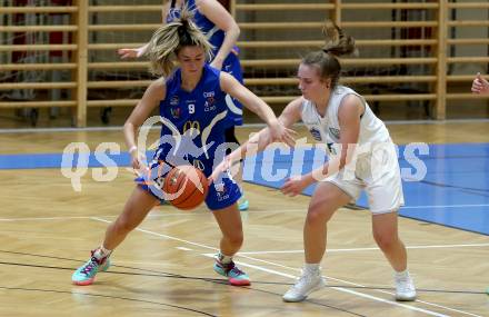 Basketball Damen Superliga 2021/2022. Grunddurchgang 3. Runde.  KOS Celovec Damen gegen DBB LZ OOE.  Monika Ristic (KOS), Lisa Ganhoer  (DBB LZ OOE). Klagenfurt, am 16.10.2021.
Foto: Kuess
www.qspictures.net
---
pressefotos, pressefotografie, kuess, qs, qspictures, sport, bild, bilder, bilddatenbank