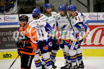 EBEL. Eishockey Bundesliga. VSV gegen Moser Medical Graz99ers. Torjubel Renars Krastenbergs, Joel Broda, Scott Kosmachuk, Jamie Fraser  (VSV). Villach, am 17.10.2021.
Foto: Kuess
www.qspictures.net
---
pressefotos, pressefotografie, kuess, qs, qspictures, sport, bild, bilder, bilddatenbank