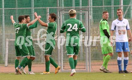 Fussball. Unterliga West. Landskron gegen Sachsenburg.  Torjubel Julian Brandstaetter, Philipp Ronacher, Philipp Gatti,   (Landskron). Landskron, 16.10.2016.
Foto: Kuess
---
pressefotos, pressefotografie, kuess, qs, qspictures, sport, bild, bilder, bilddatenbank