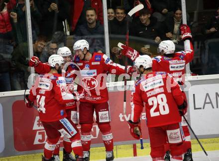 EBEL. Eishockey Bundesliga. KAC gegen	HCB Suedtirol Alperia. Torjubel Rok Ticar, Nicholas Petersen, Steven Strong, Manuel Ganahl, Martin Schumnig (KAC). Klagenfurt, am 22.10.2021.
Foto: Kuess
www.qspictures.net

---
pressefotos, pressefotografie, kuess, qs, qspictures, sport, bild, bilder, bilddatenbank