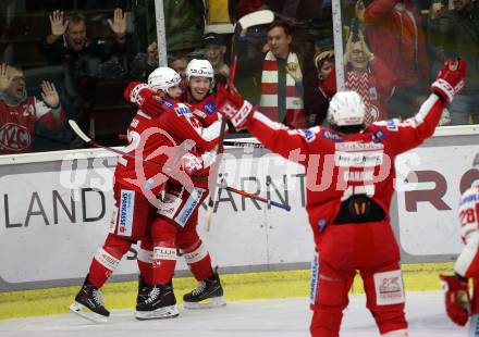 EBEL. Eishockey Bundesliga. KAC gegen	HCB Suedtirol Alperia. Torjubel Rok Ticar, Nicholas Petersen (KAC). Klagenfurt, am 22.10.2021.
Foto: Kuess
www.qspictures.net

---
pressefotos, pressefotografie, kuess, qs, qspictures, sport, bild, bilder, bilddatenbank