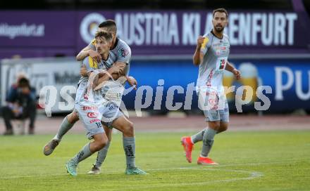 Fussball. Bundesliga. RZ Pellets WAC gegen SK Austria Klagenfurt. Torjubel Thorsten Roecher, Tai Baribo, Eliel Peretz (WAC). Wolfsberg, am 23.10.2021.
Foto: Kuess
www.qspictures.net

---
pressefotos, pressefotografie, kuess, qs, qspictures, sport, bild, bilder, bilddatenbank